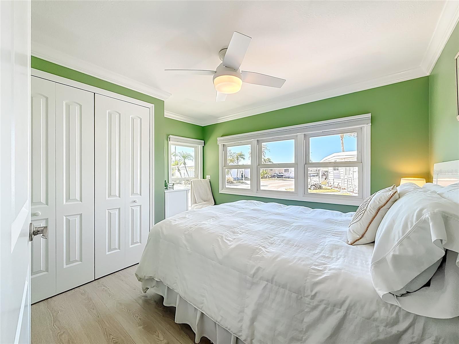 10101 N LAKE DR #89 — photo 30