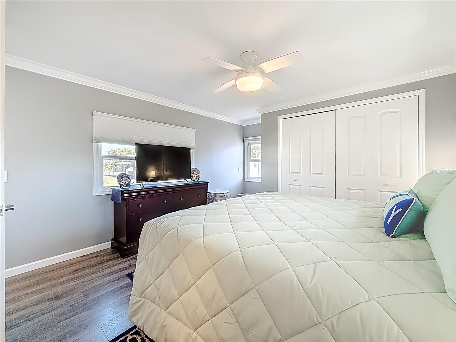 10101 N LAKE DR #89 — photo 35