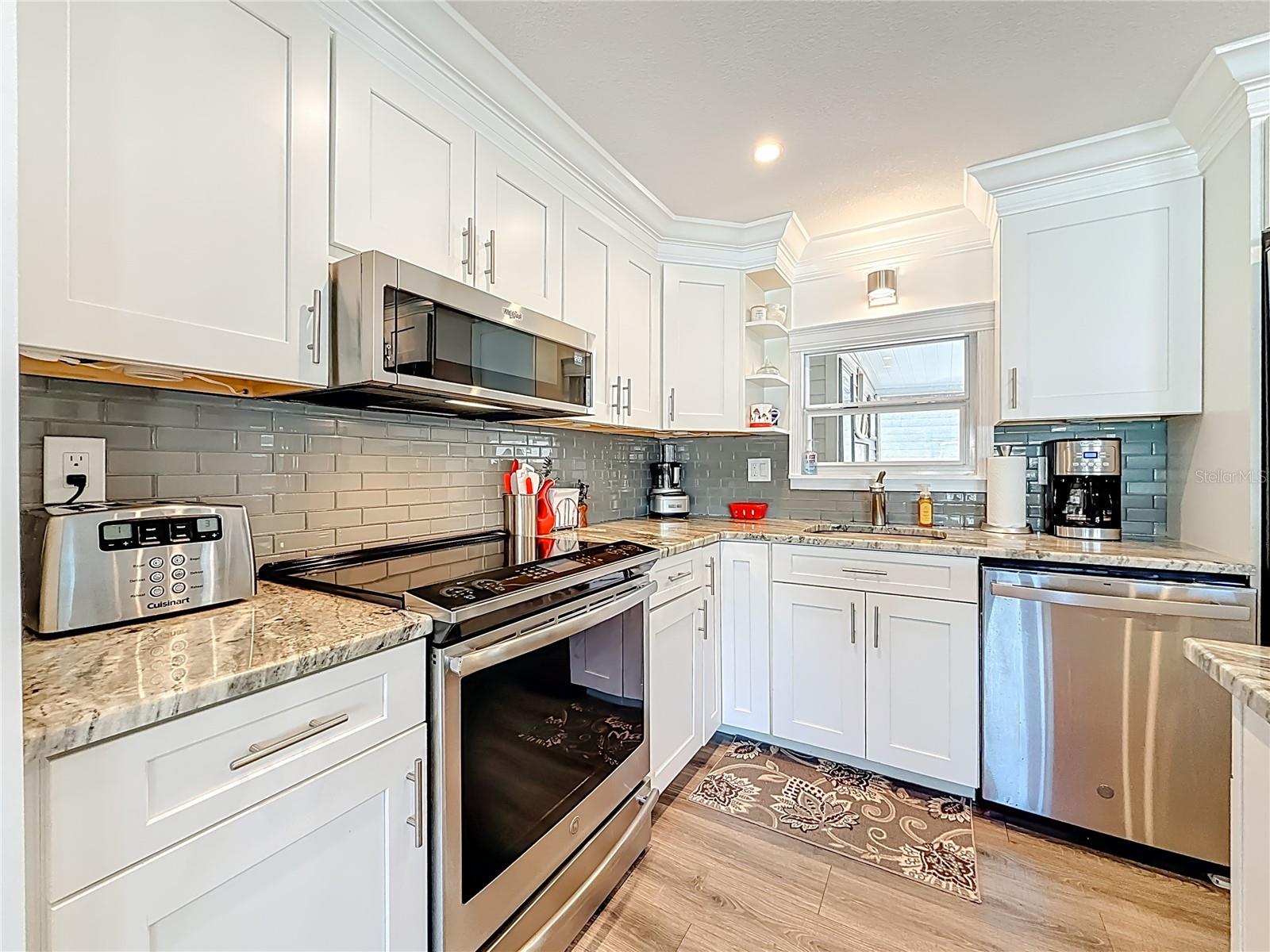 10101 N LAKE DR #89 — photo 18