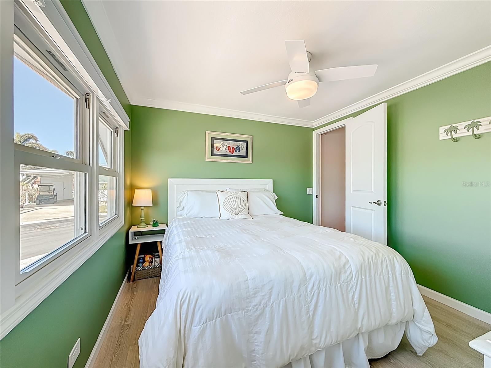 10101 N LAKE DR #89 — photo 27