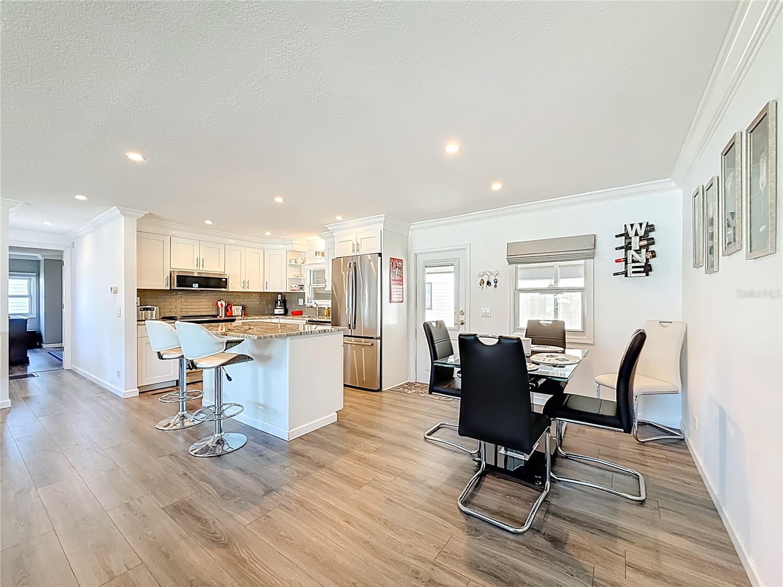 10101 N LAKE DR #89 — photo 13