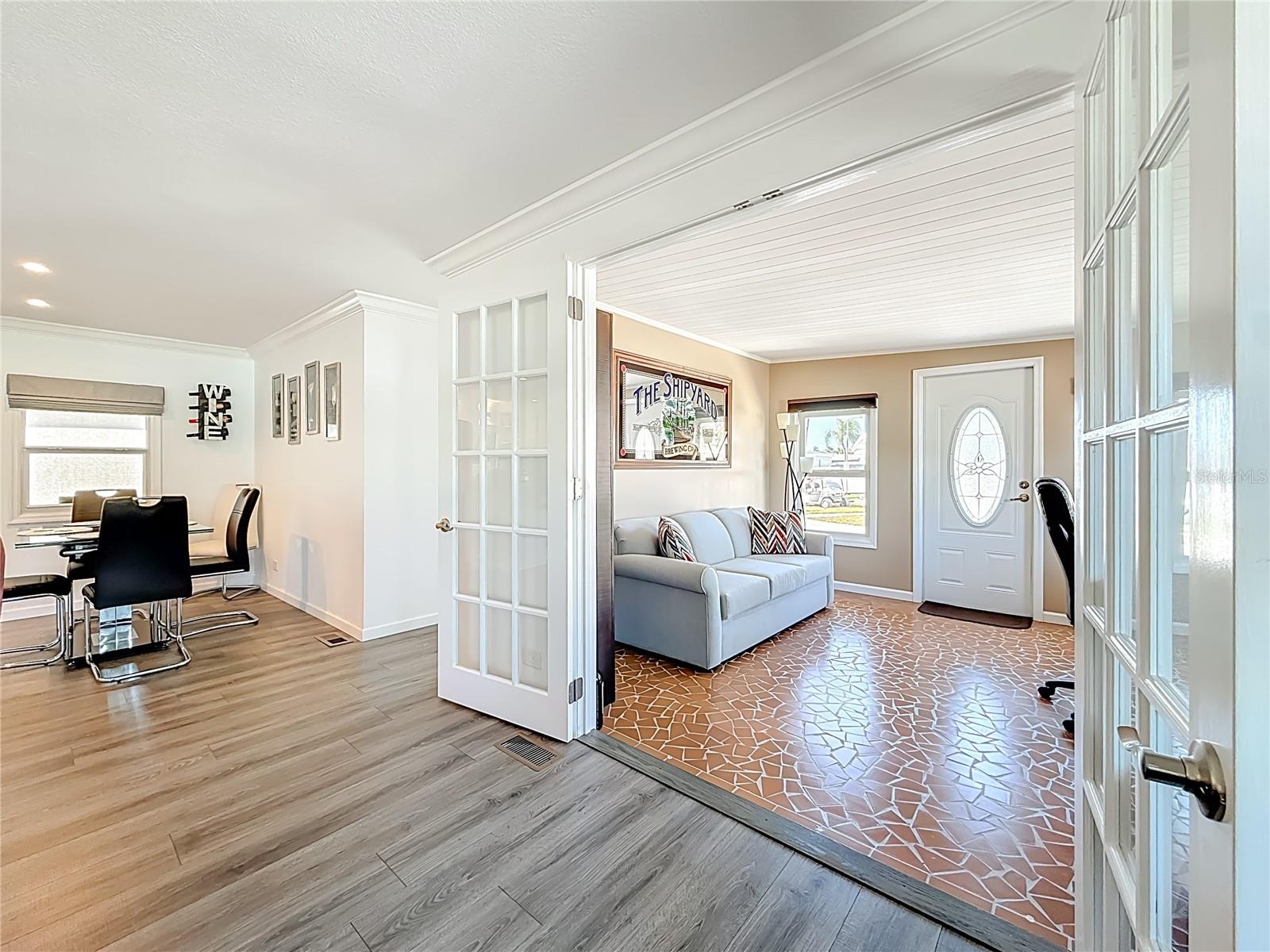 10101 N LAKE DR #89 — photo 12