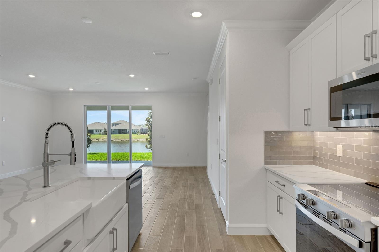 7511 SEA OAK CT — photo 15