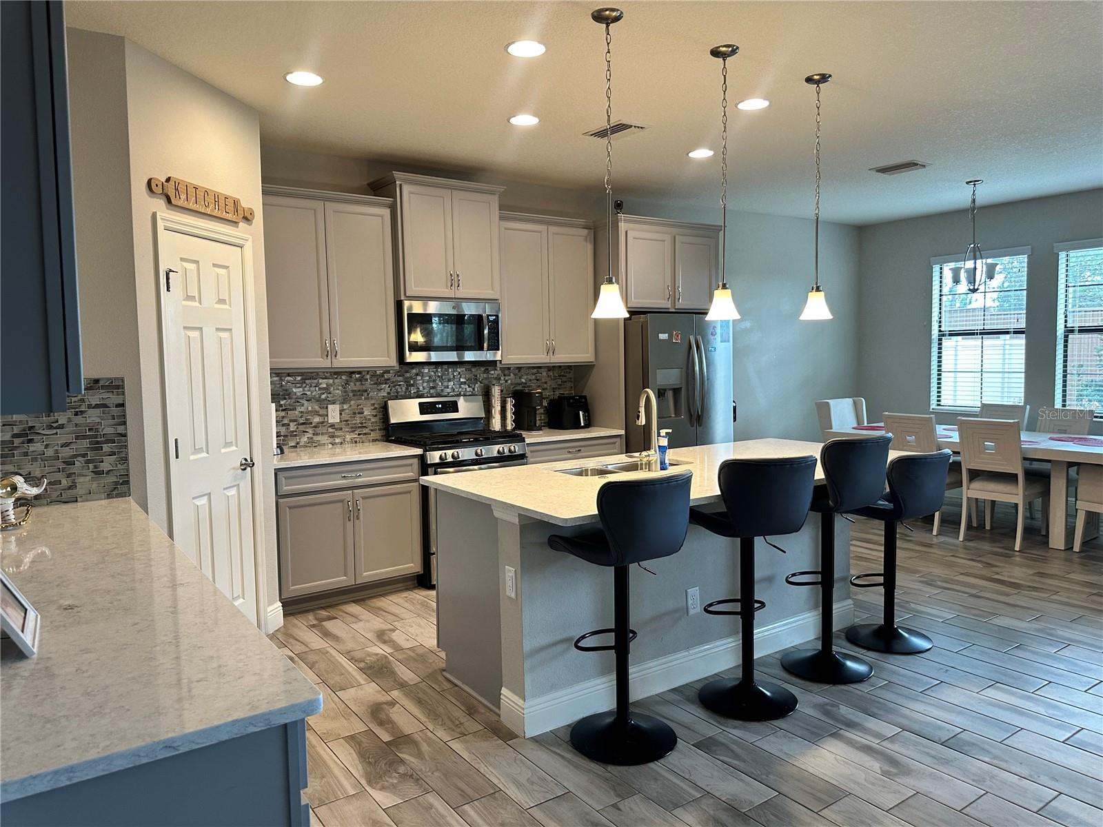 12990 BURNS DR — photo 8