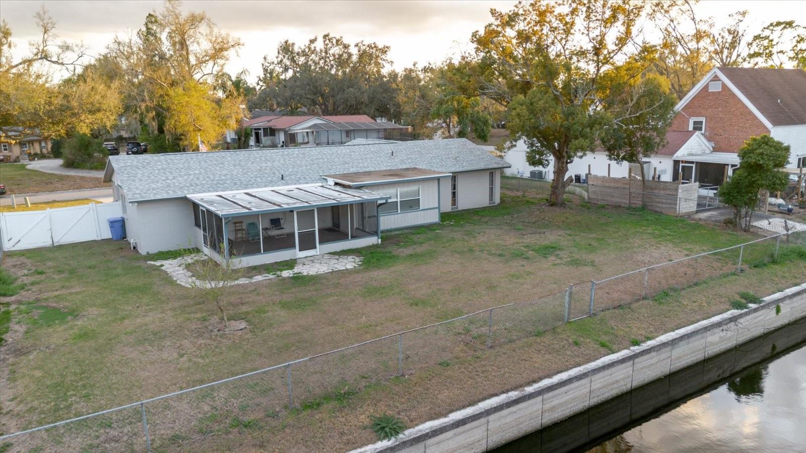 1210 LADY ELAINE DR — photo 7