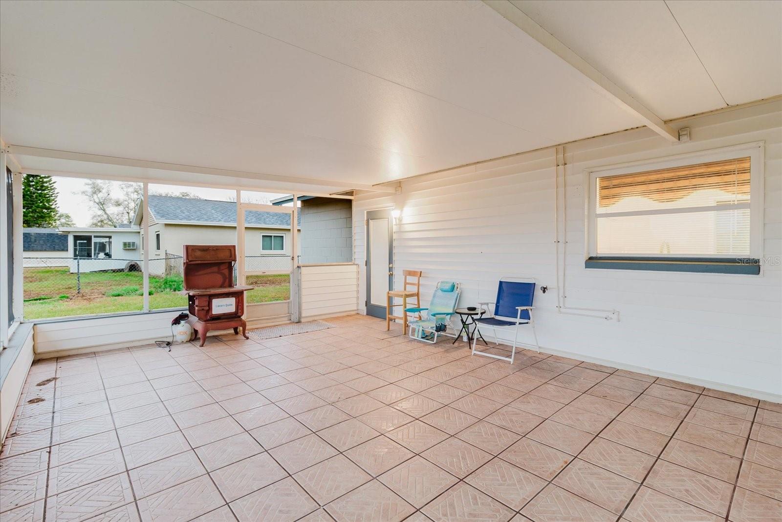 1210 LADY ELAINE DR — photo 52