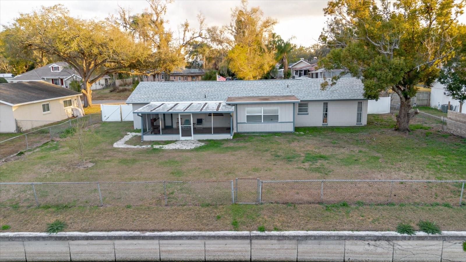 1210 LADY ELAINE DR — photo 8