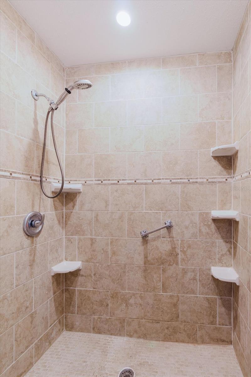 1210 LADY ELAINE DR — photo 72