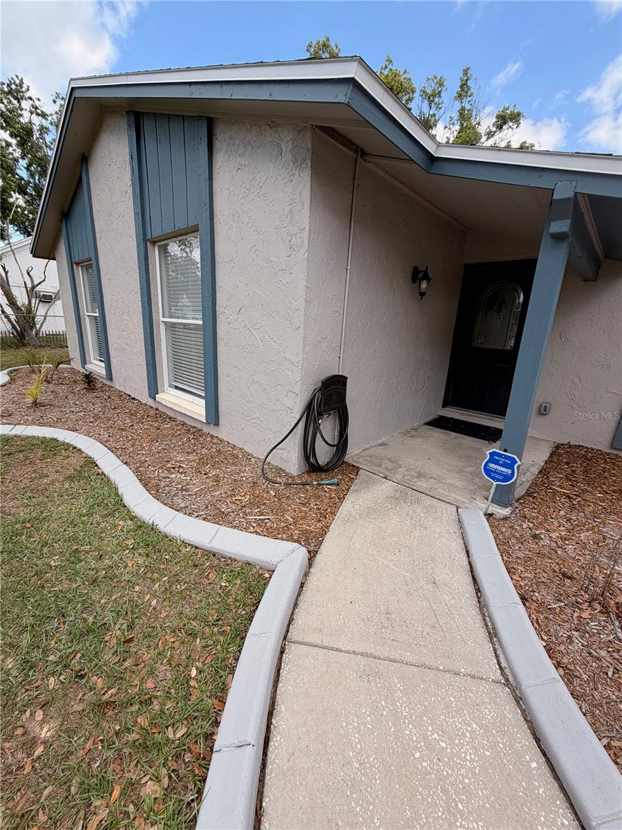 1210 LADY ELAINE DR — photo 5