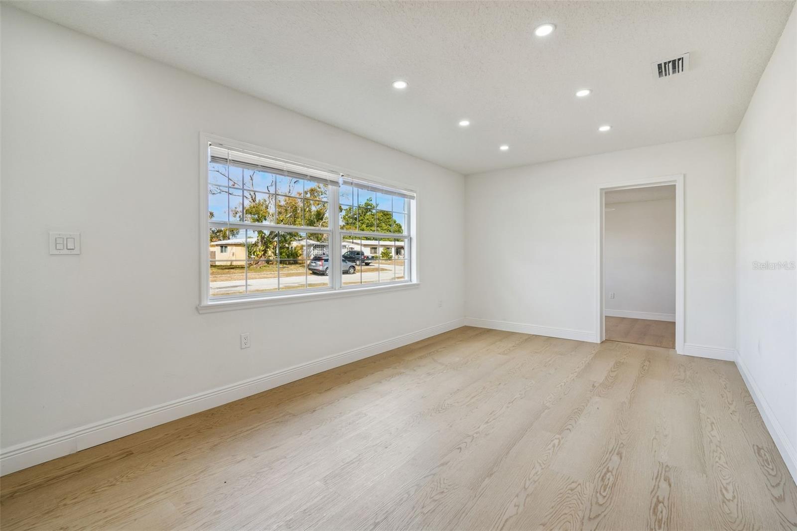 7910 W POWHATAN AVE — photo 19