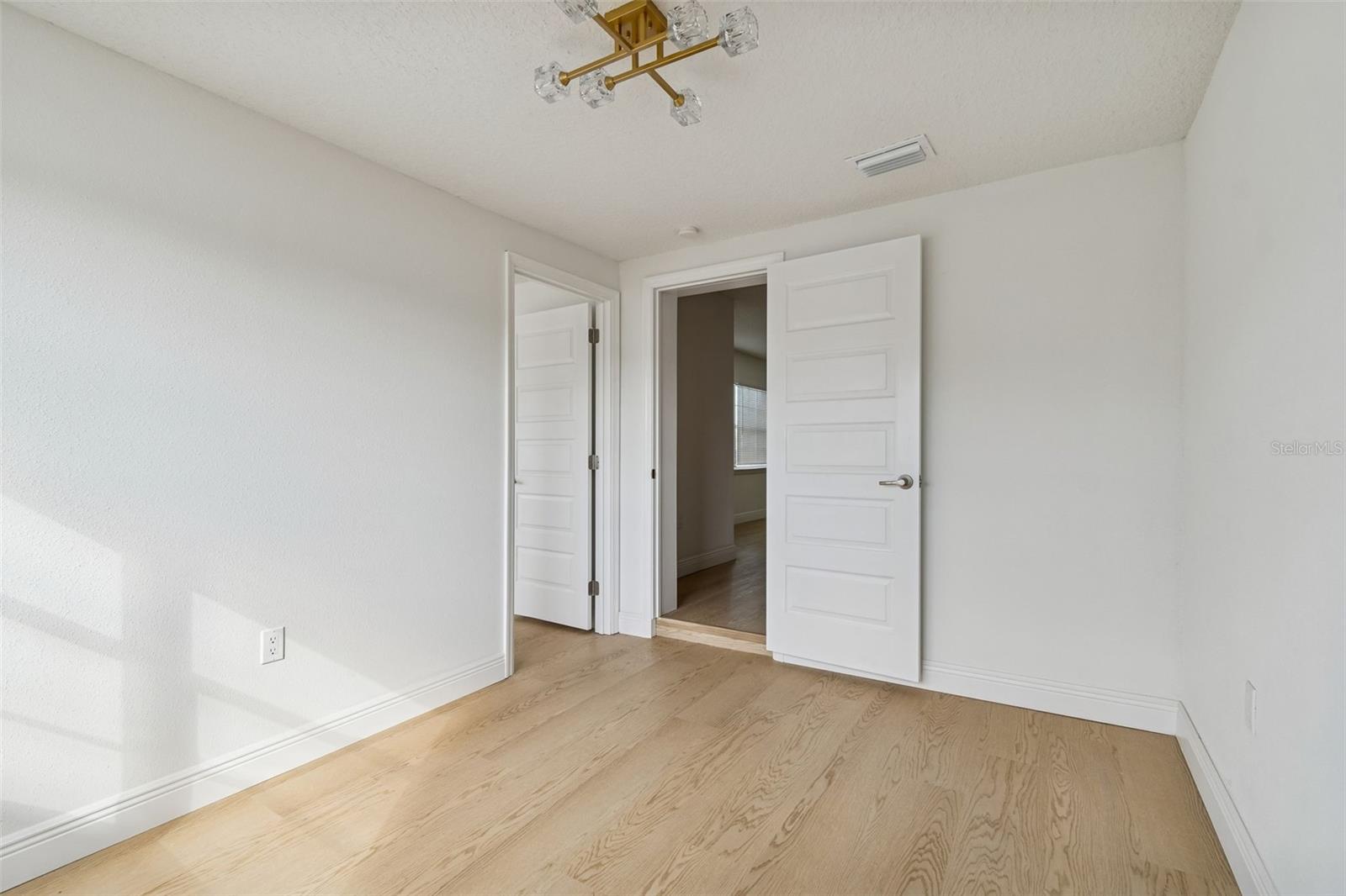 7910 W POWHATAN AVE — photo 59