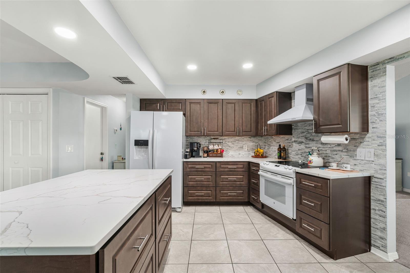 2715 BERRYKNOLL PL — photo 18