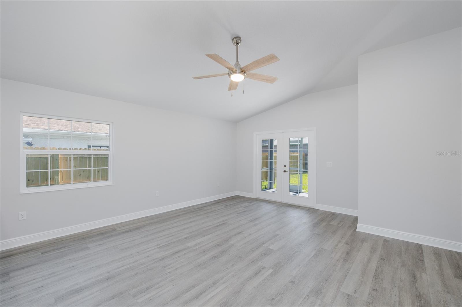 5422 CHARLES ST — photo 11