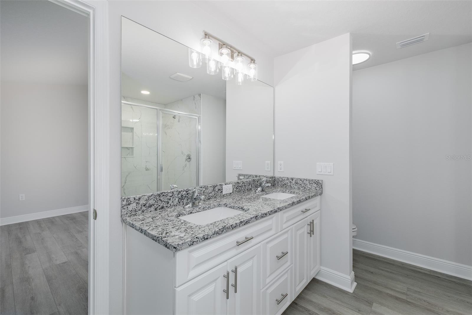 5422 CHARLES ST — photo 16