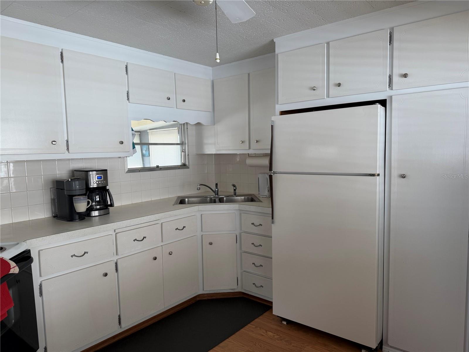 1040 MAIN ST #91 — photo 22