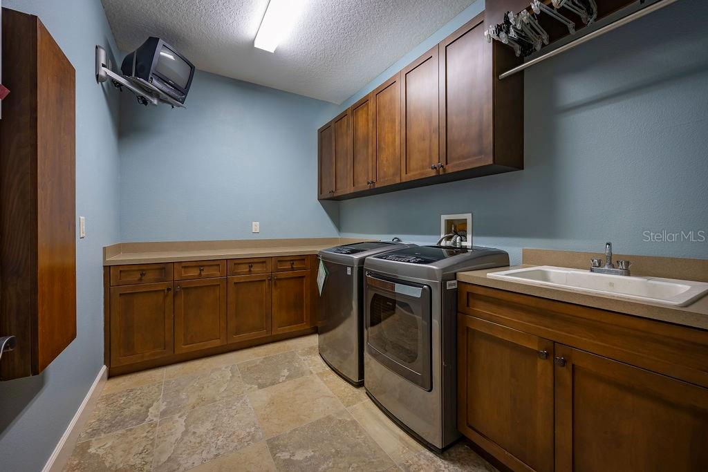 17933 PATTERSON RD — photo 38