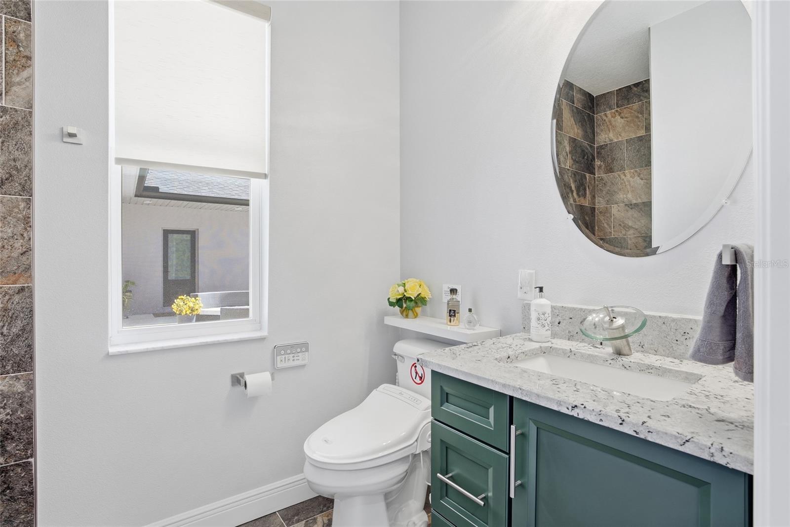 16090 FRINGE TREE DR — photo 28