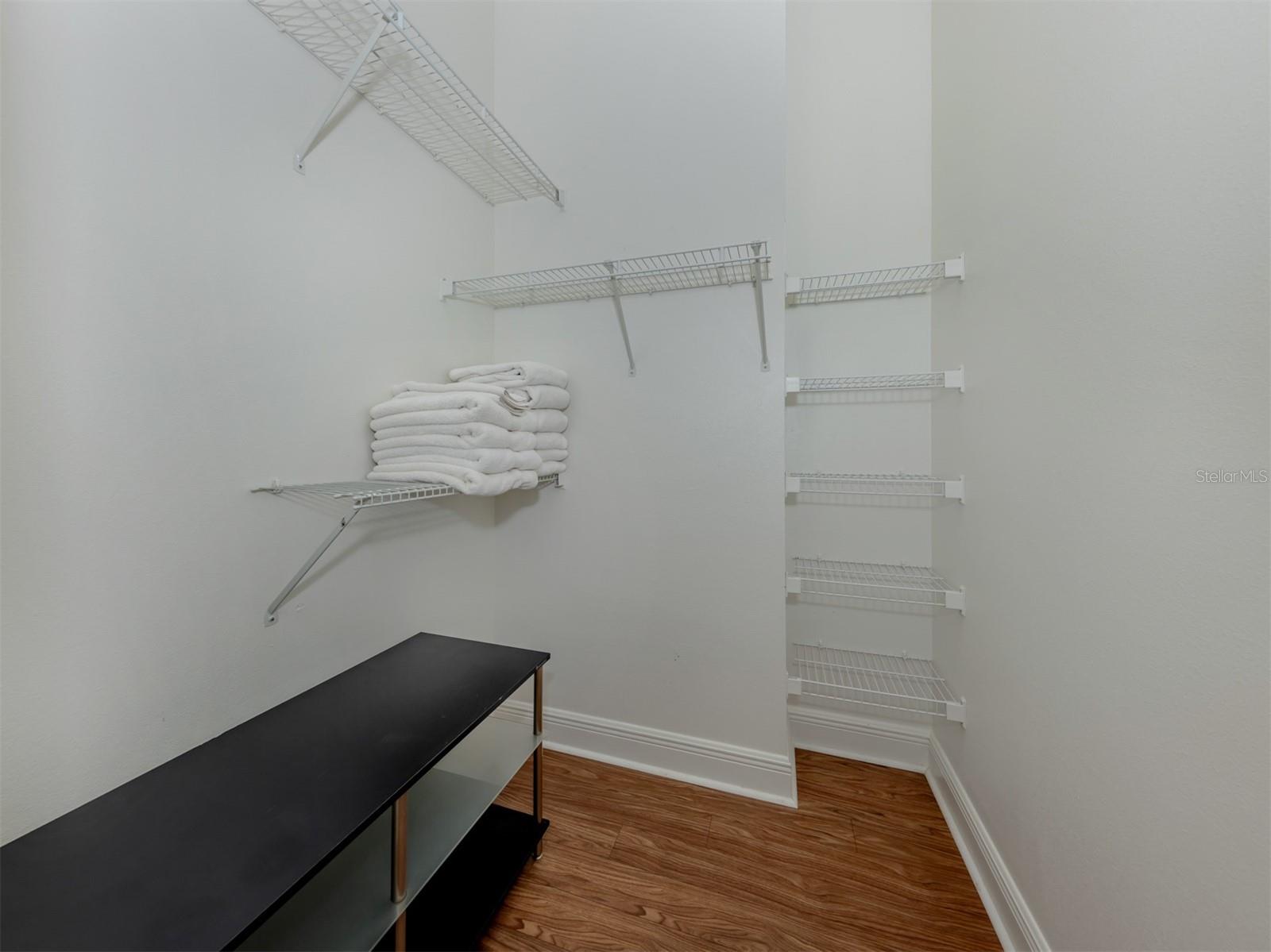 111 WAYFOREST DR — photo 18