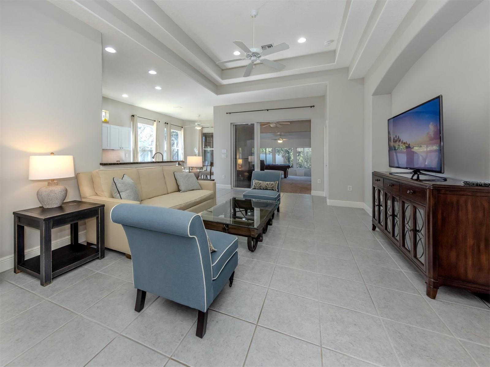 111 WAYFOREST DR — photo 3