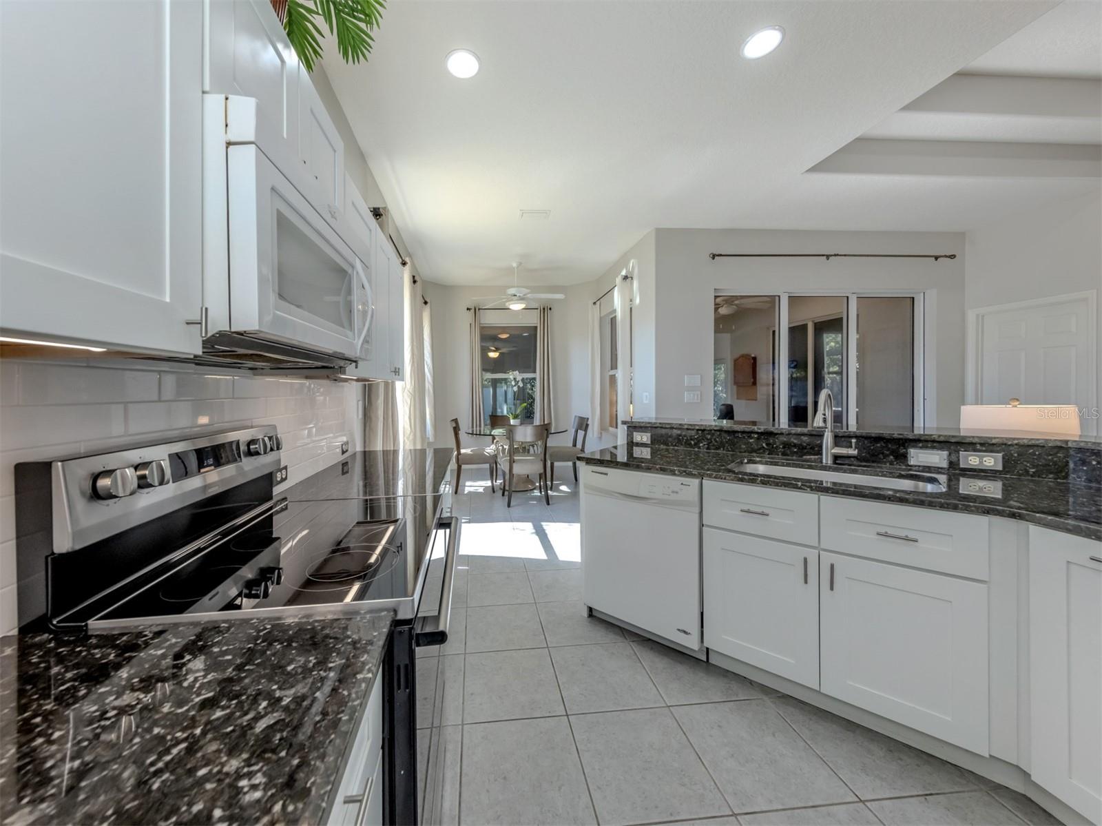 111 WAYFOREST DR — photo 13