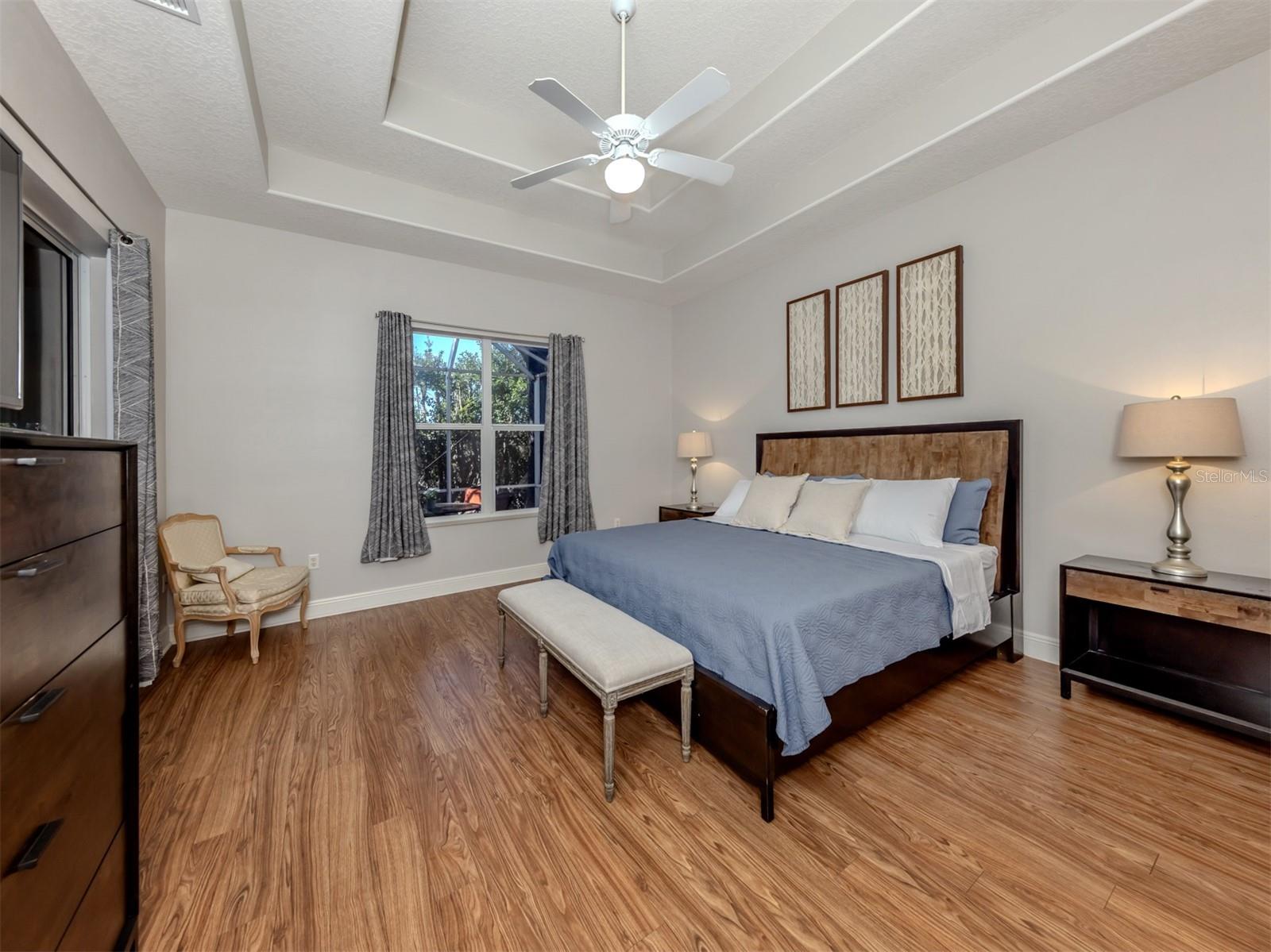111 WAYFOREST DR — photo 15