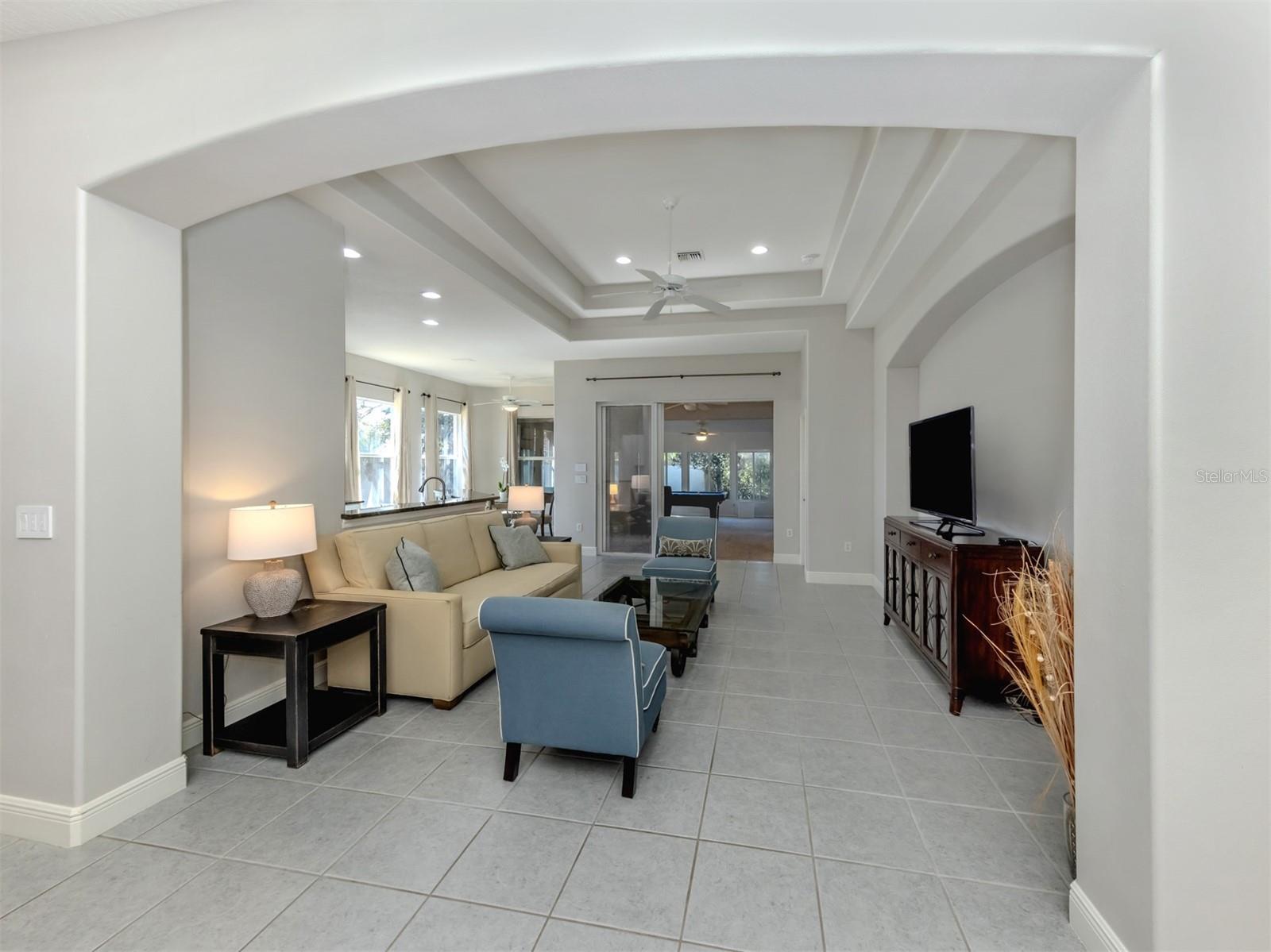 111 WAYFOREST DR — photo 25