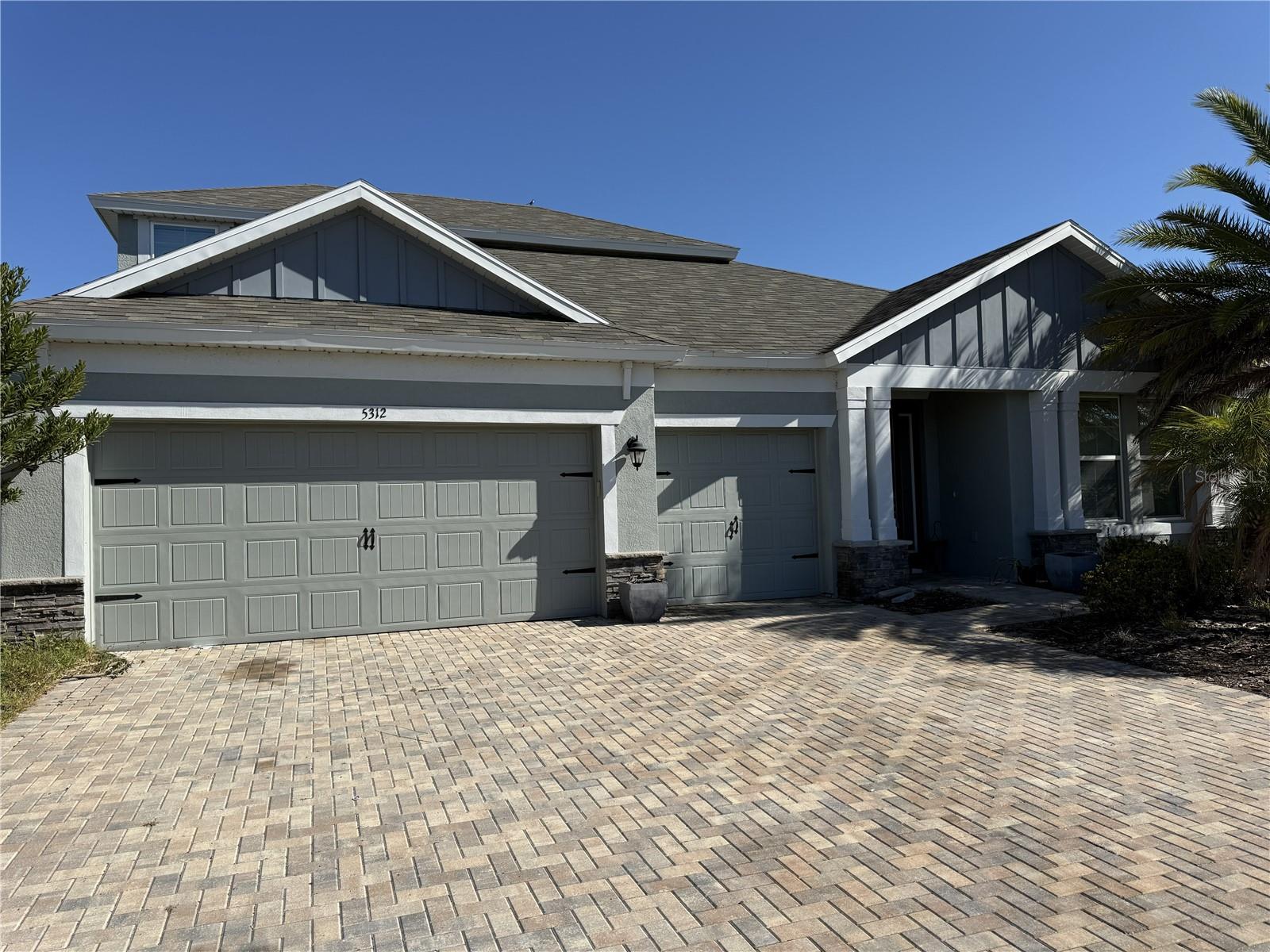 Home in PALMETTO — photo 5