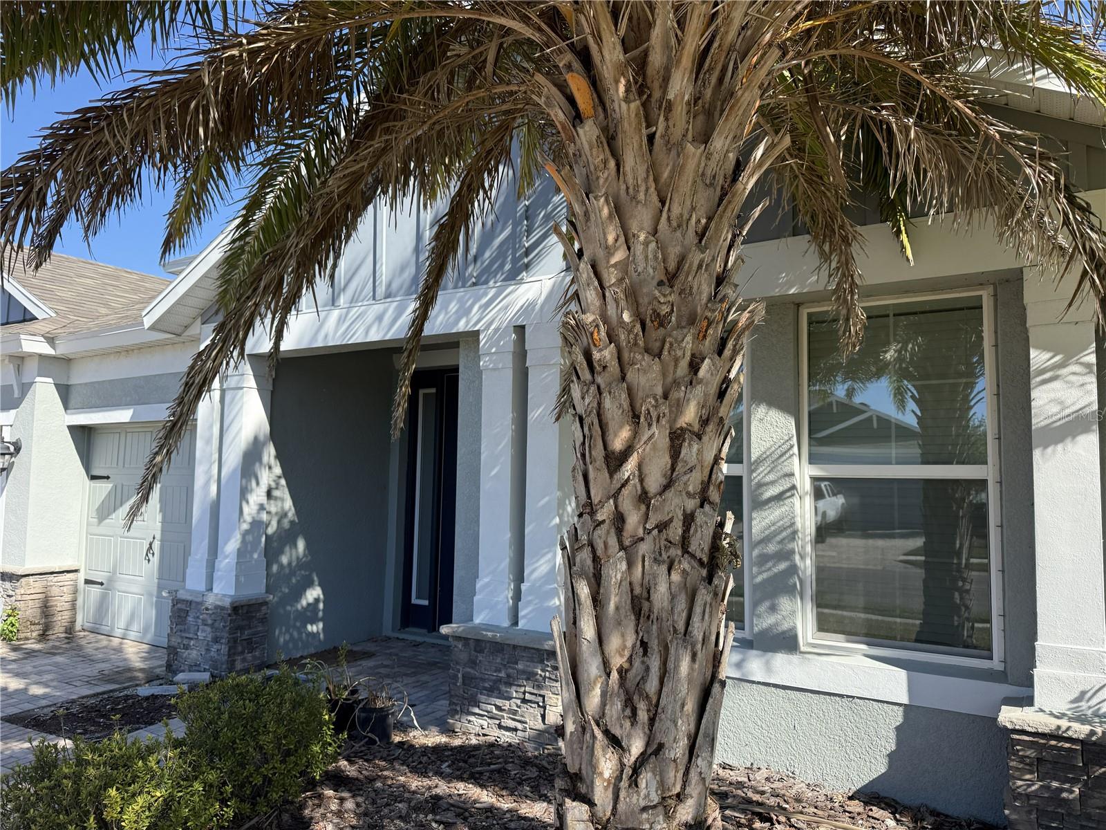 Home in PALMETTO — photo 39