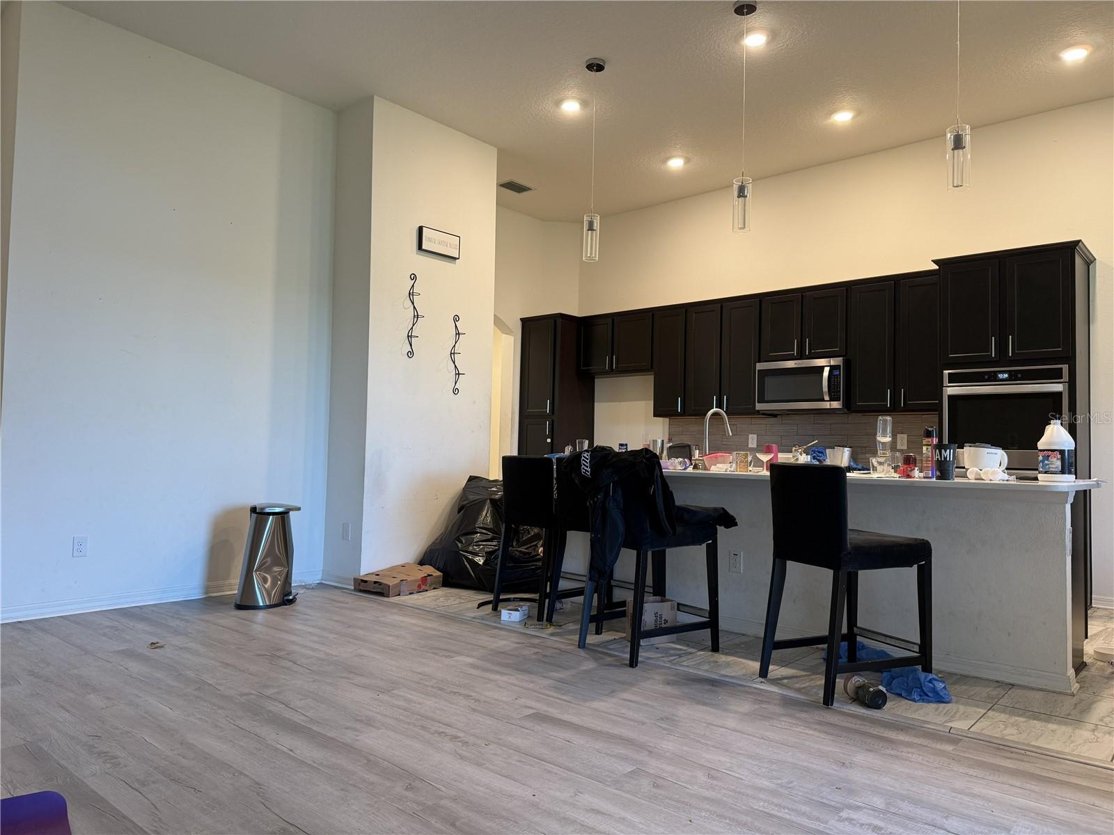 Home in PALMETTO — photo 9
