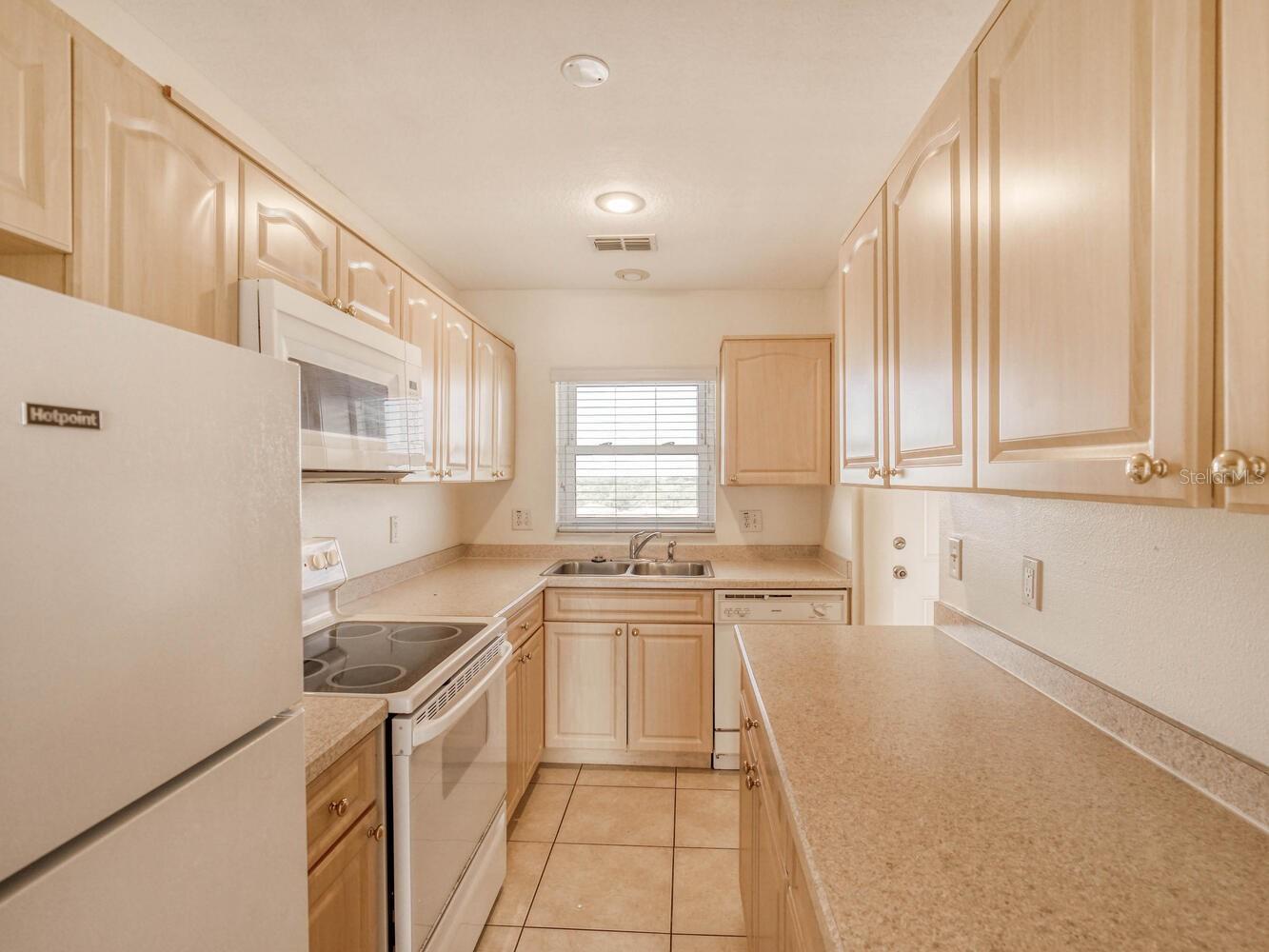 4939 FLORAMAR TER #904 — photo 11