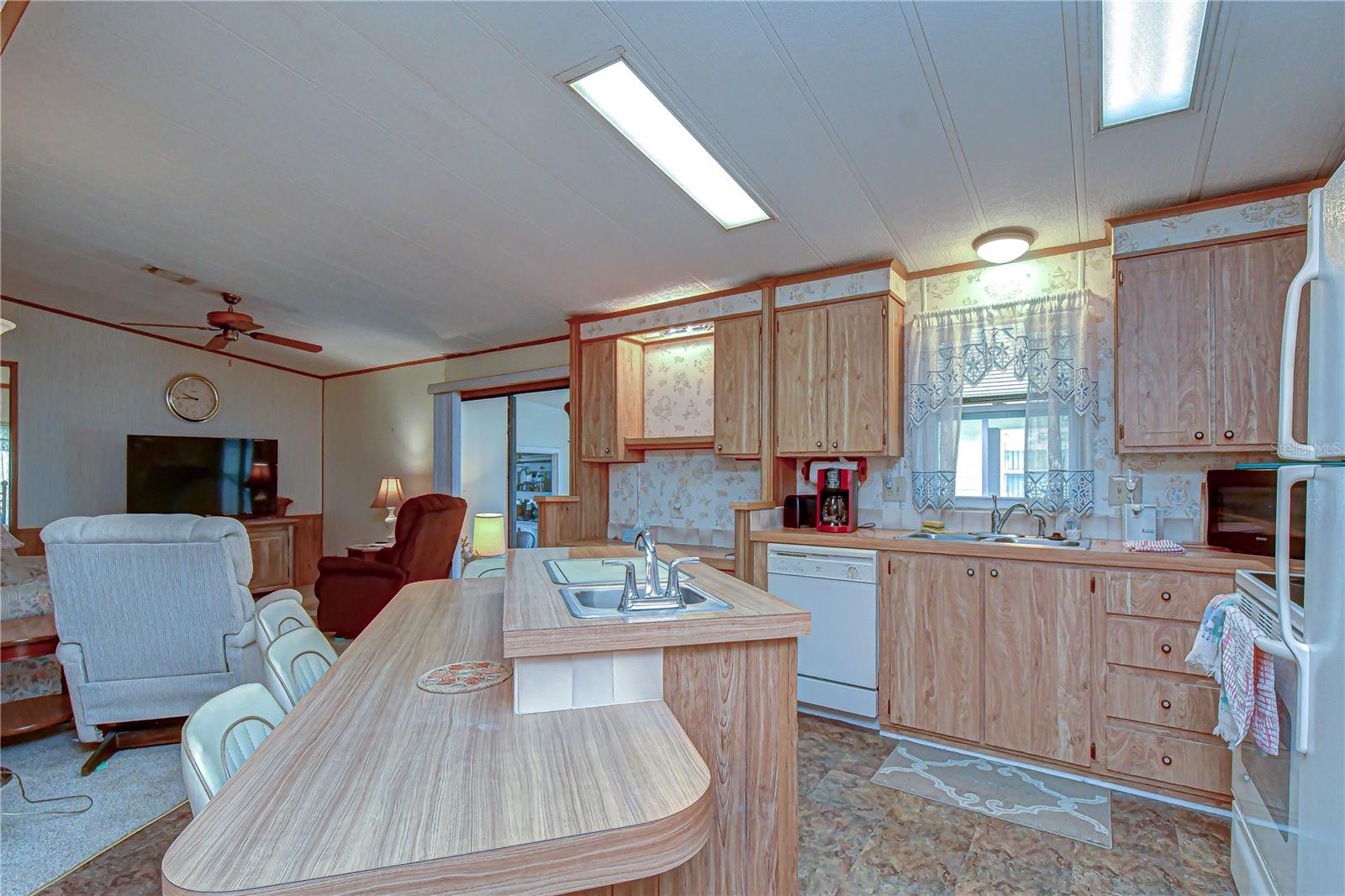 35145 WAGNER WAY — photo 35