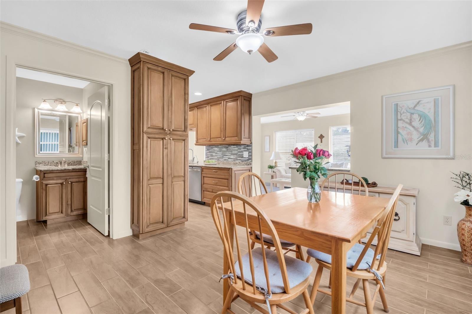102 STAFFORD DR — photo 14