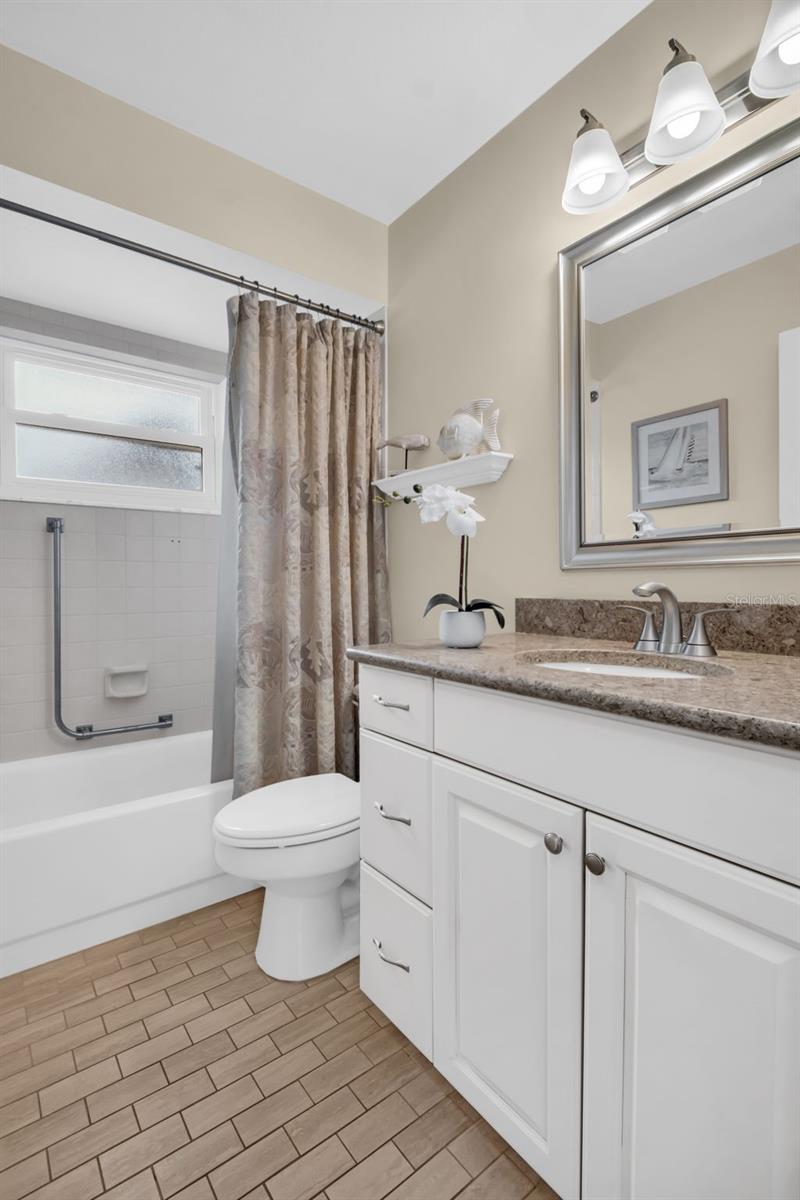 102 STAFFORD DR — photo 22