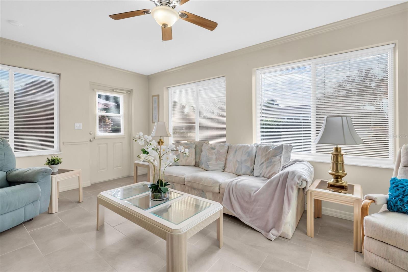 102 STAFFORD DR — photo 19