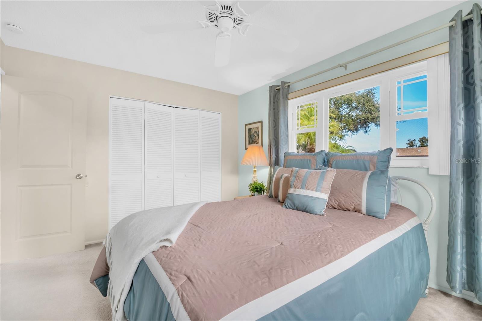 102 STAFFORD DR — photo 21