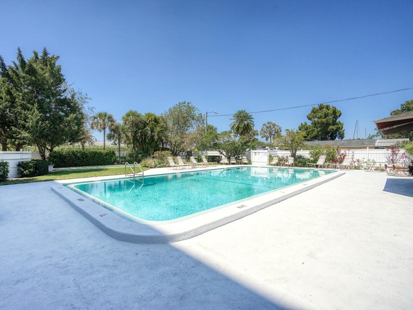 4939 FLORAMAR TER #912 — photo 37