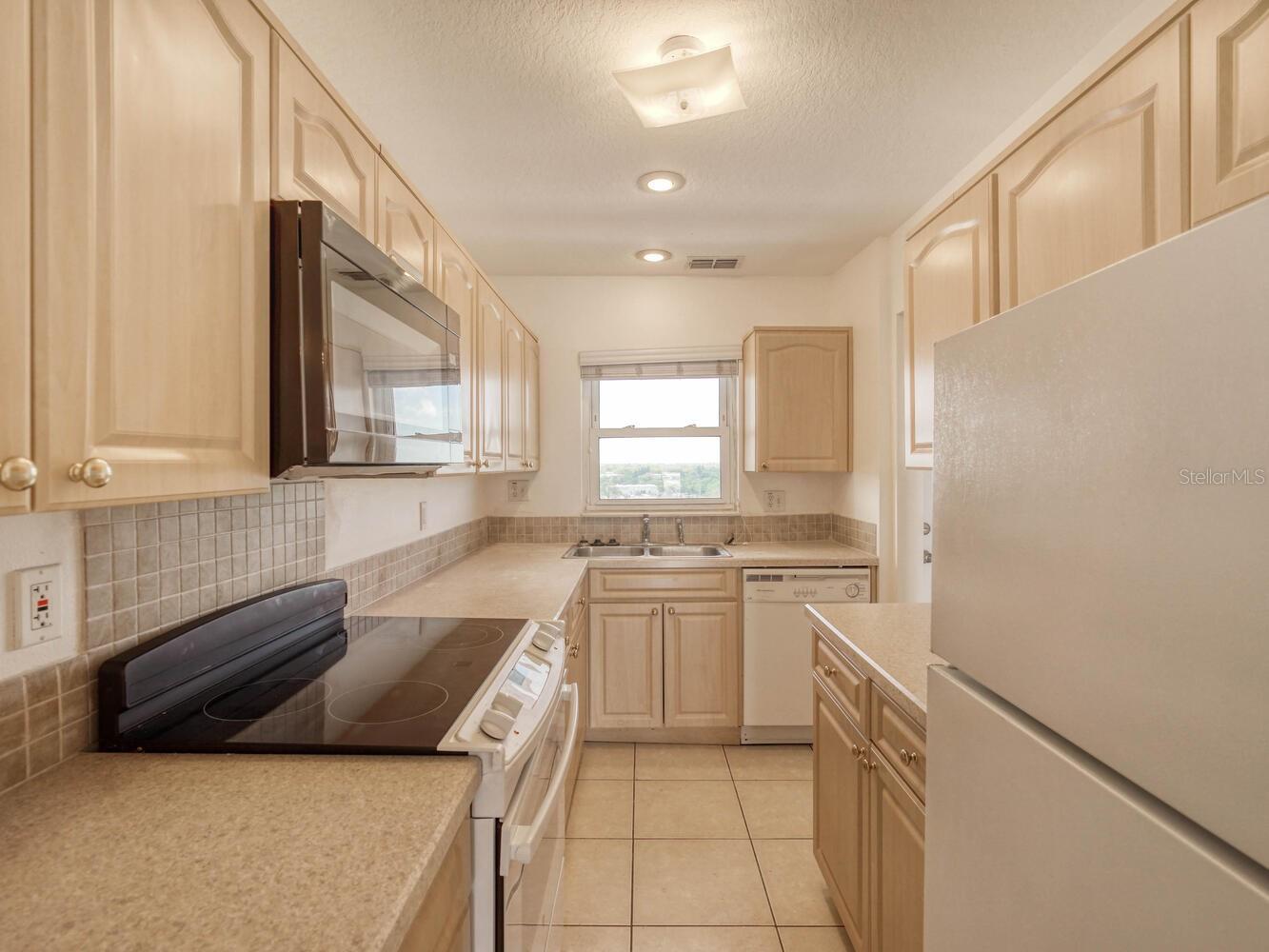 4939 FLORAMAR TER #912 — photo 9