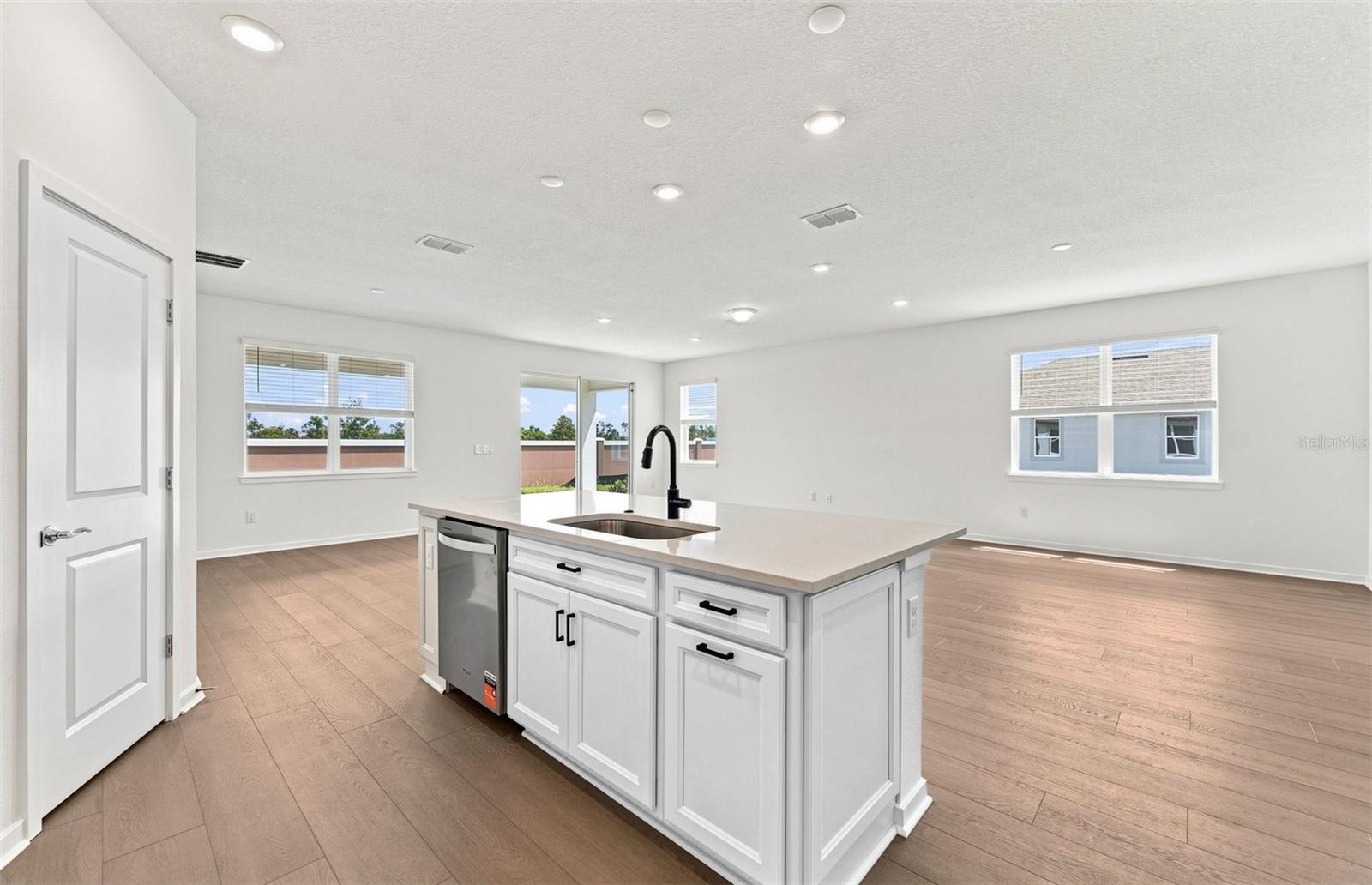 9928 JOHNSON OAKS GLN — photo 4