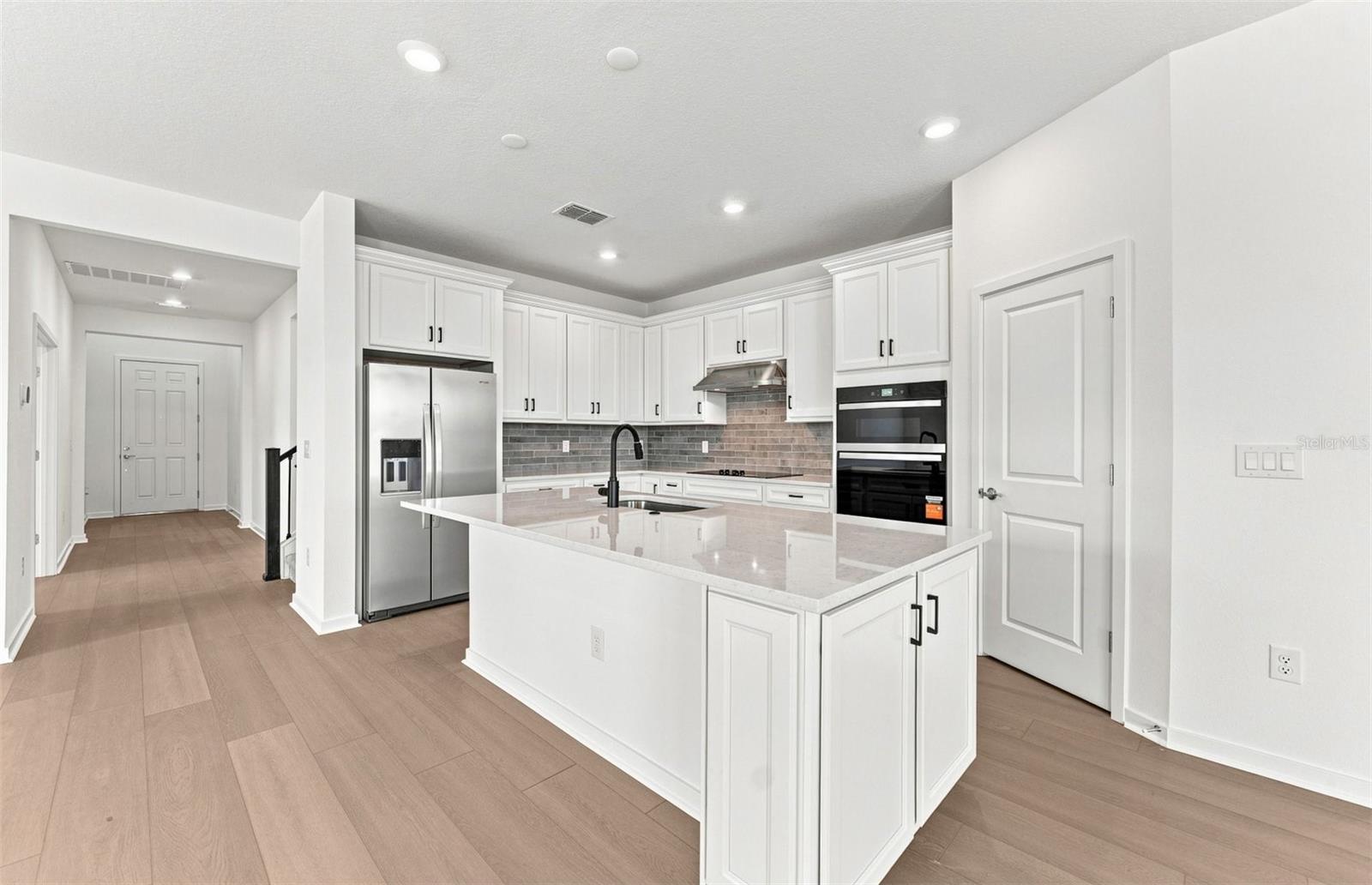 9928 JOHNSON OAKS GLN — photo 3