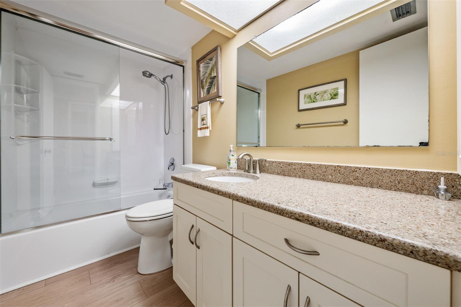2618 COVE CAY DR #204 — photo 21