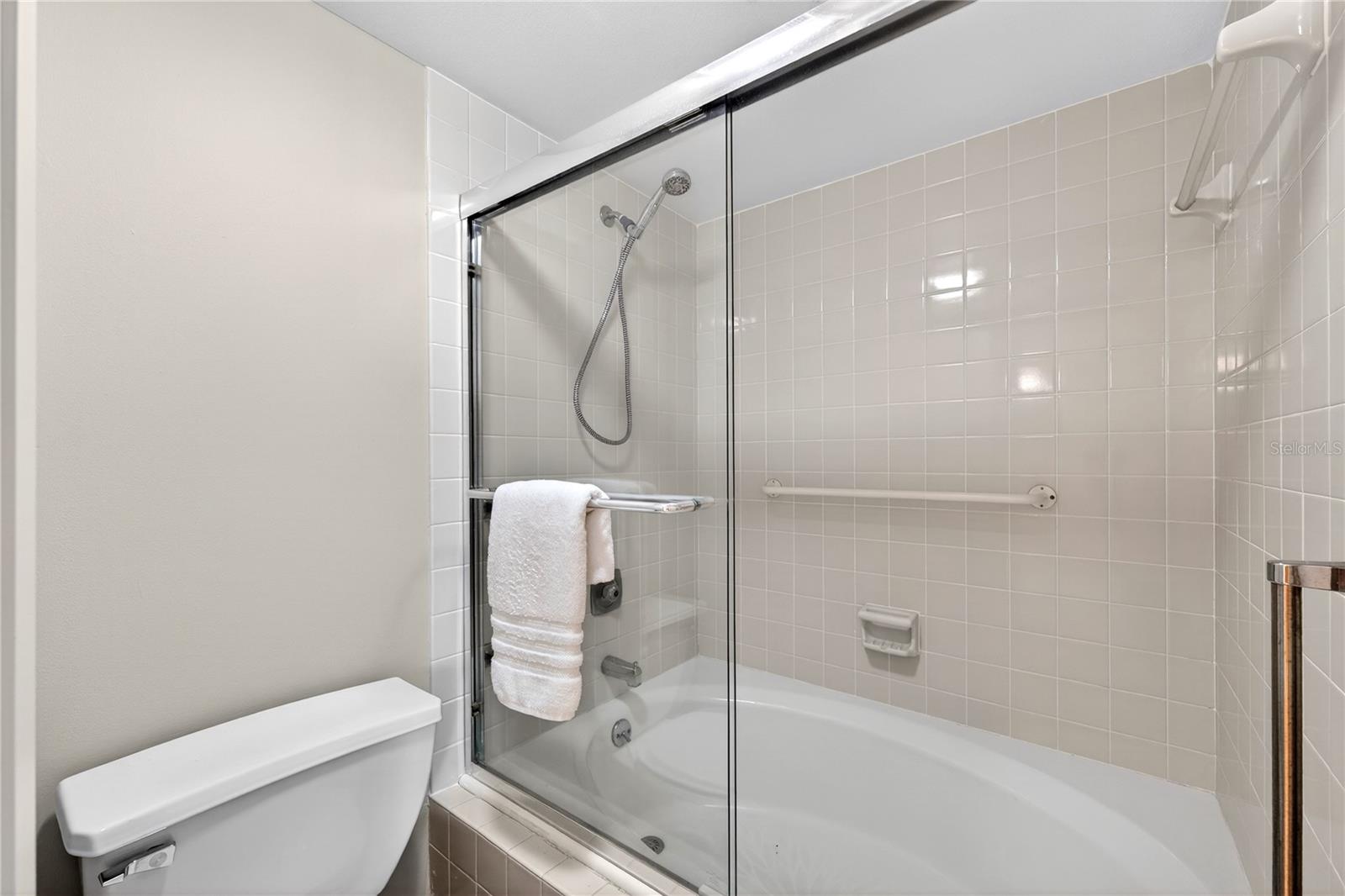 5950 PELICAN BAY PLZ S #2E — photo 37