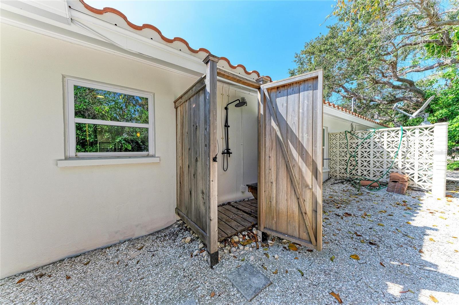 5507 CONTENTO DR — photo 41