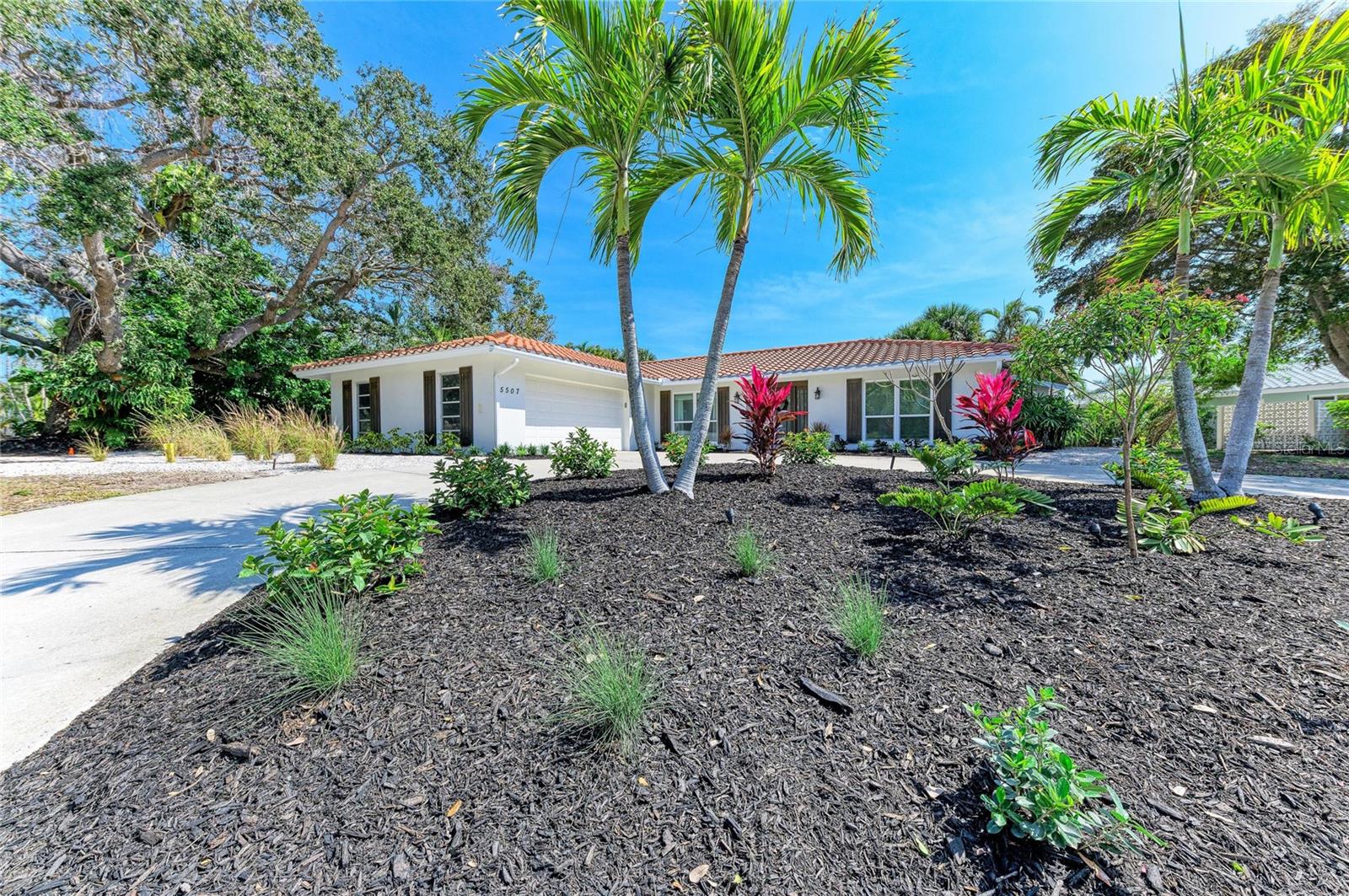 5507 CONTENTO DR — photo 8