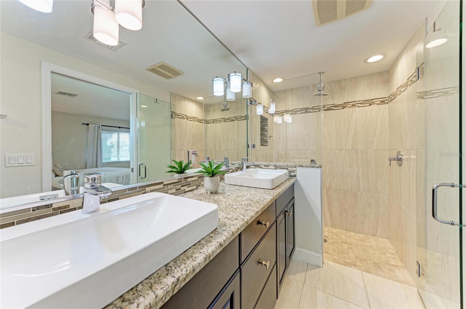 5507 CONTENTO DR — photo 29