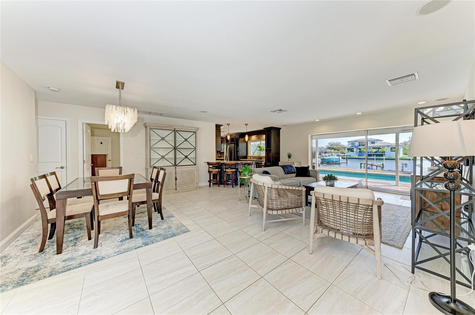 5507 CONTENTO DR — photo 12