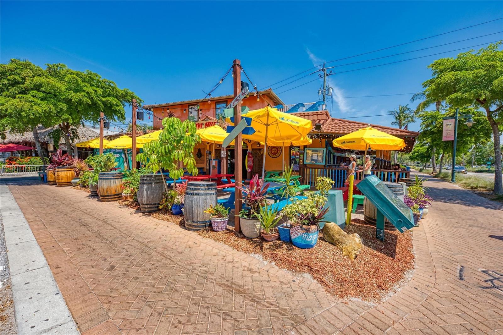 5507 CONTENTO DR — photo 79