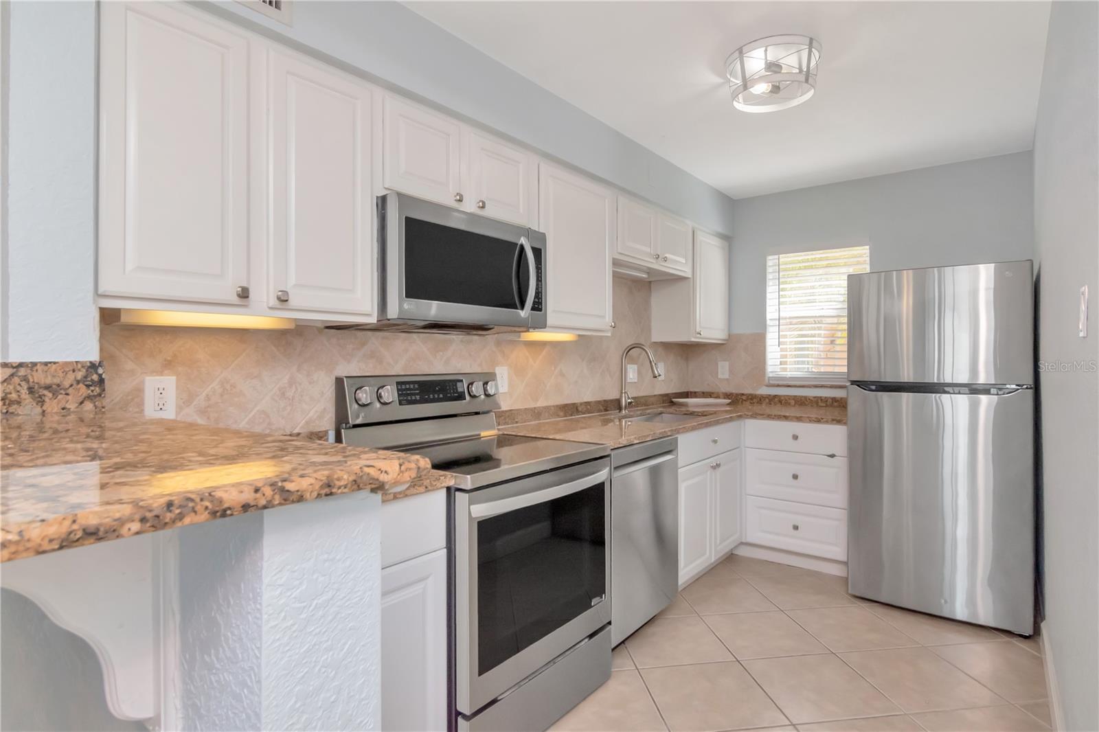 2675 ST JOSEPHS DR E #B — photo 12