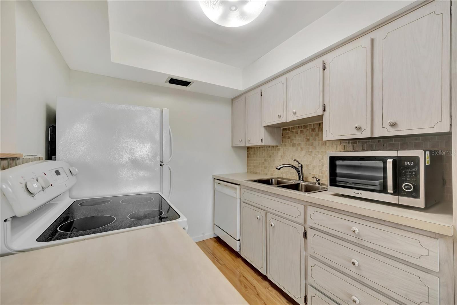 650 PINELLAS POINT DR S ##205 — photo 22