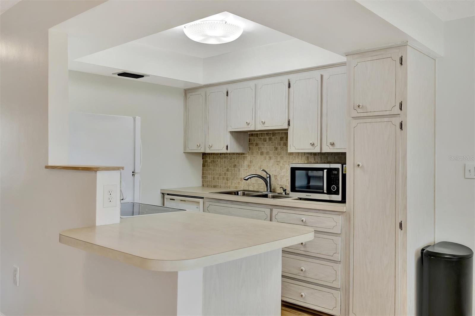 650 PINELLAS POINT DR S ##205 — photo 3