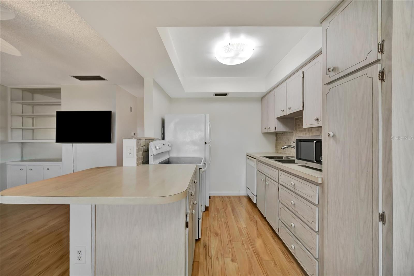 650 PINELLAS POINT DR S ##205 — photo 21
